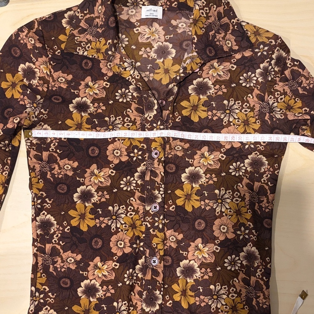 Wilfred Brown and Yellow Floral Button Down Shirt Size 2XS Arititzia - Picture 10 of 10